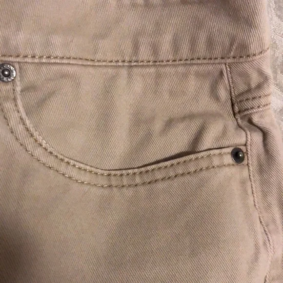 Croft & Barrow Jeans size 8 Short/Petite tan - Picture 8 of 13
